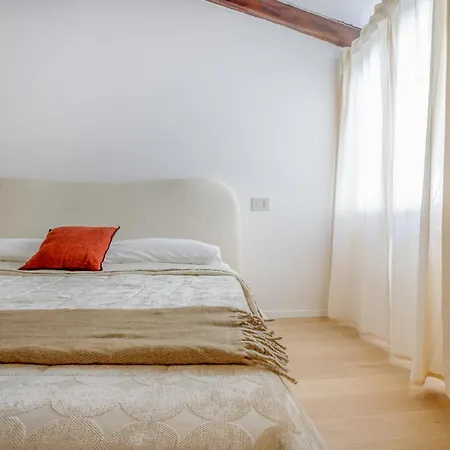 Respiro Di Ghirlandina - Rua Frati 34 Palace By Movebnb * מודנה